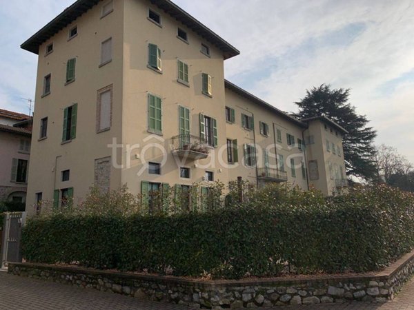 appartamento in vendita a Como in zona Sagnino