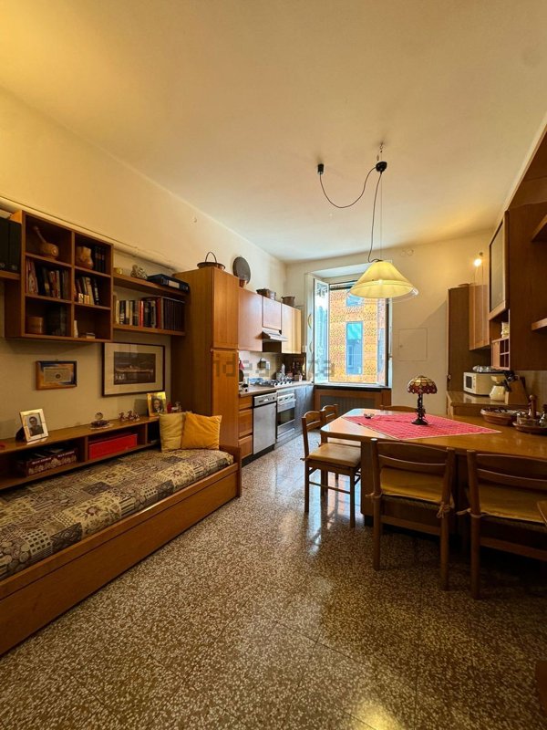 appartamento in vendita a Como in zona Como Centro