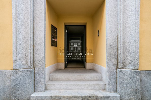 appartamento in vendita a Como in zona Como Centro