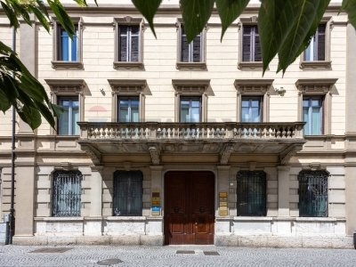 appartamento in vendita a Como in zona Como Centro