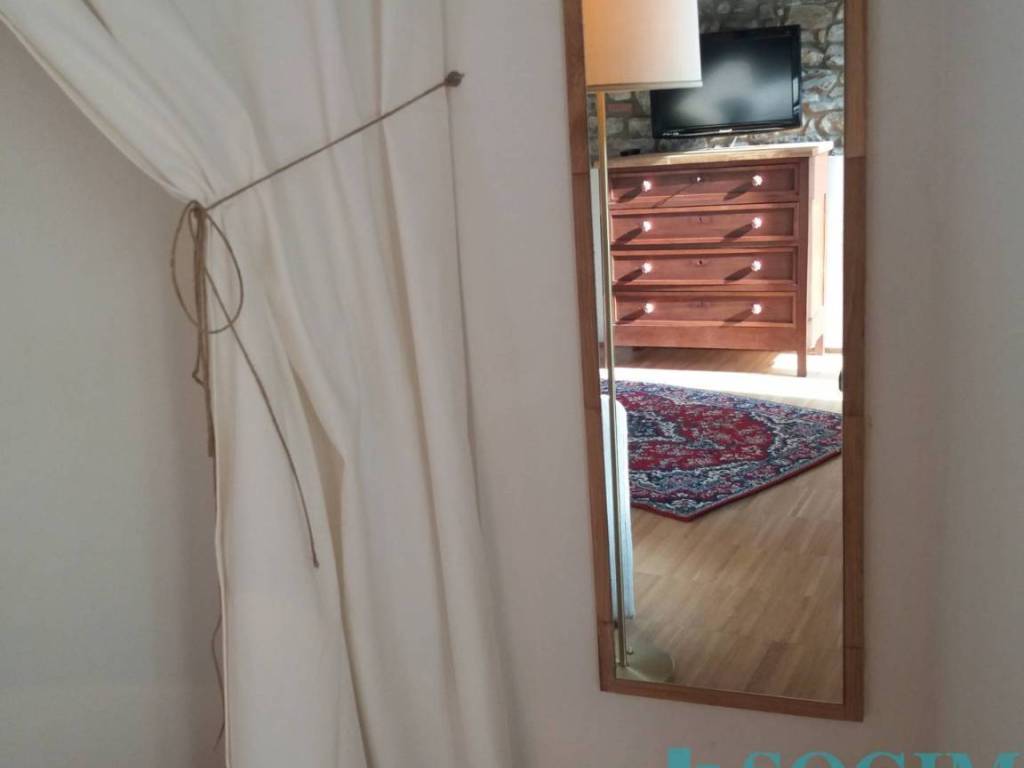 appartamento in vendita a Como in zona Borghi