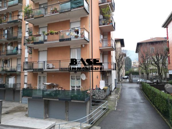 appartamento in vendita a Como in zona Borghi