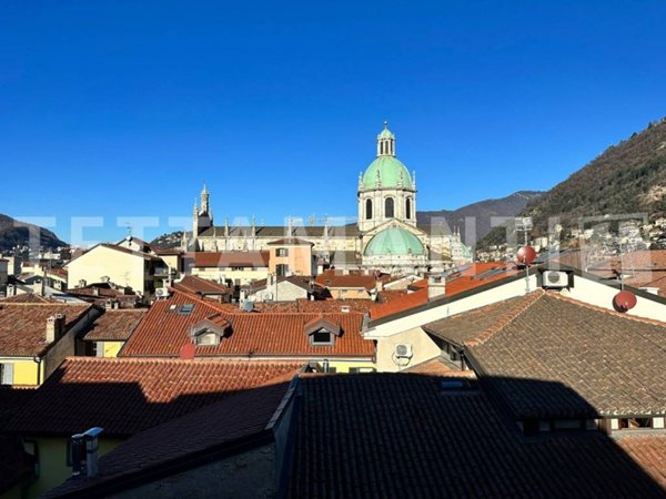 appartamento in vendita a Como in zona Como Centro