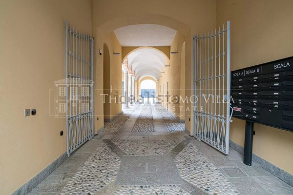 appartamento in vendita a Como in zona Como Centro