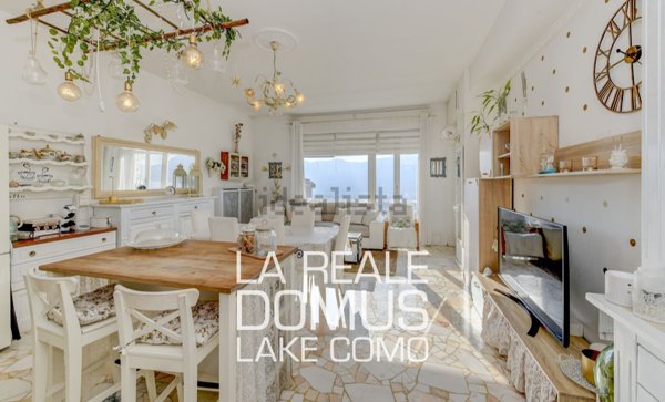 appartamento in vendita a Como in zona Como Centro