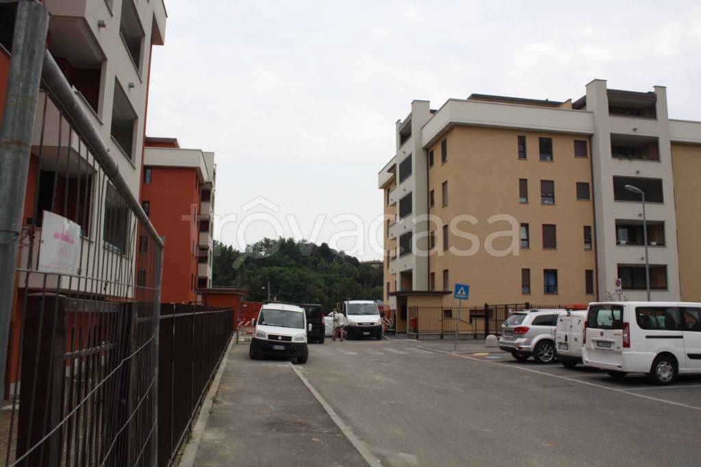 appartamento in vendita a Como in zona Camerlata
