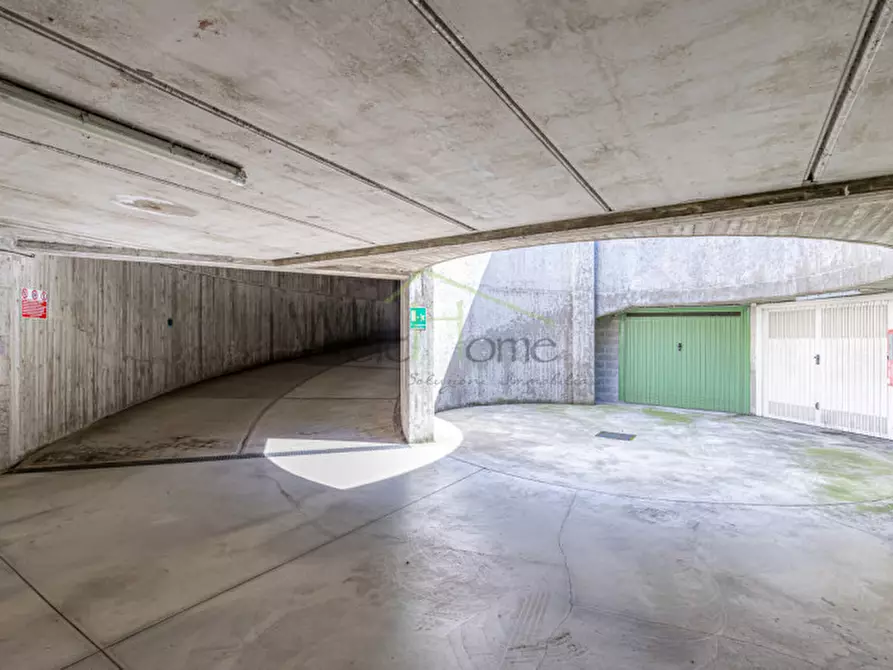 mansarda in vendita a Como in zona Como Centro