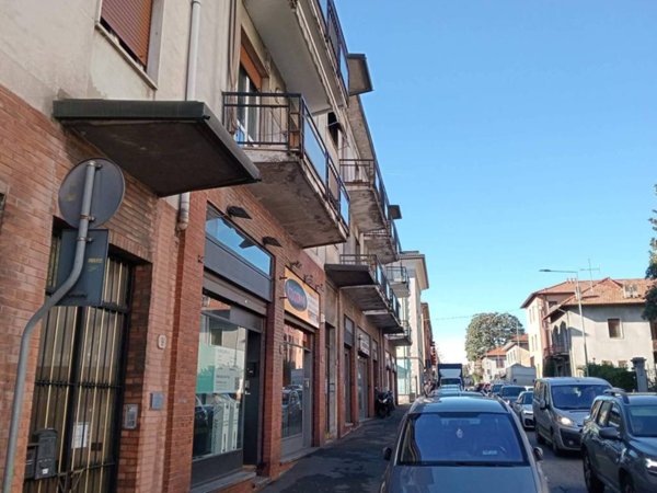 appartamento in vendita a Como in zona Camerlata