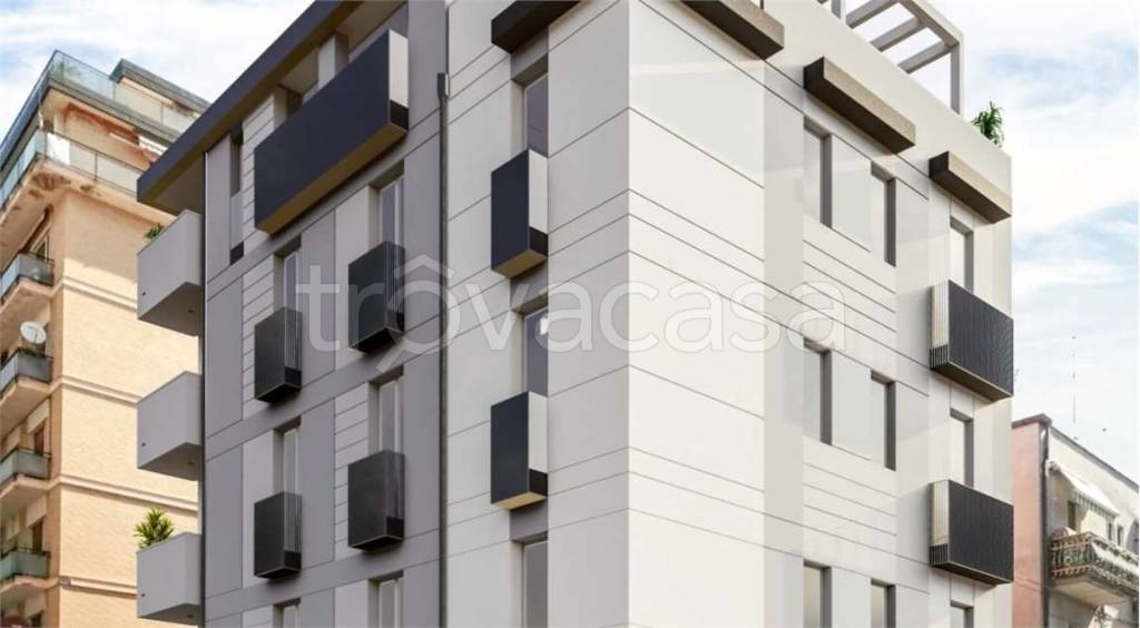 appartamento in vendita a Como in zona Borghi