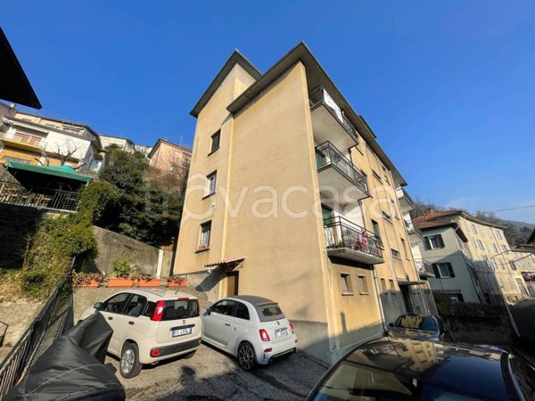 appartamento in vendita a Como in zona Garzola