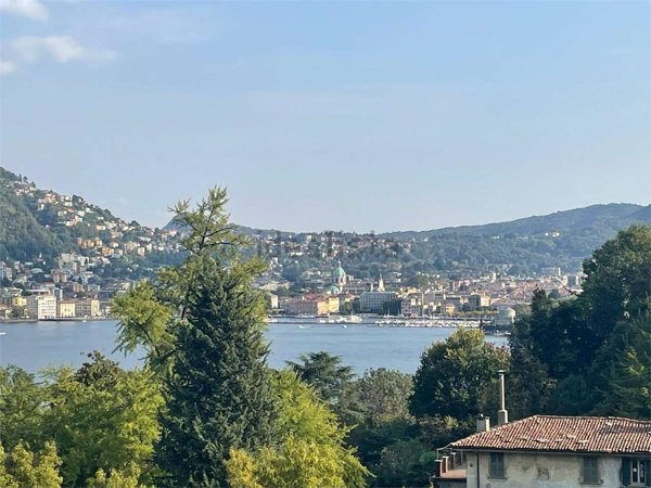 appartamento in vendita a Como