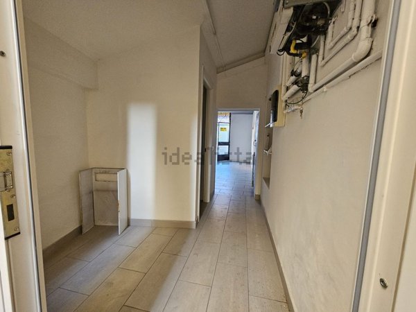 locale commerciale in vendita a Como in zona Rebbio