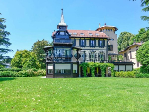 appartamento in vendita a Como in zona Monte Olimpino