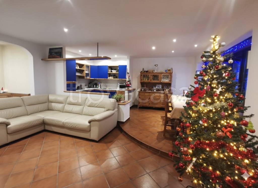 appartamento in vendita a Como in zona Sagnino