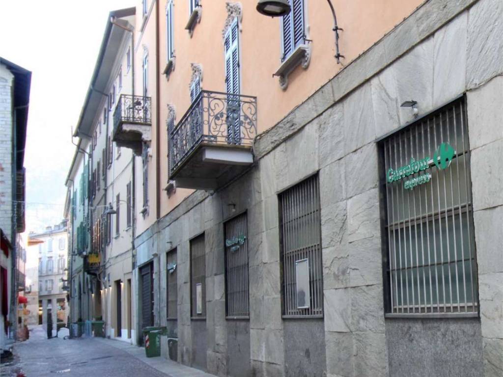 appartamento in vendita a Como in zona Como Centro