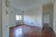 appartamento in vendita a Como in zona Camerlata