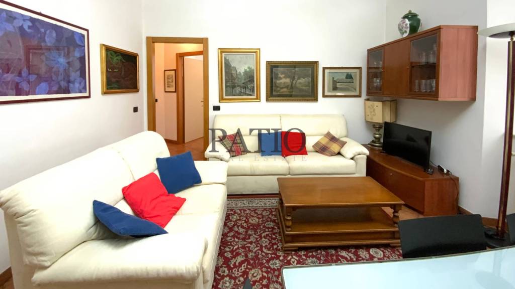 appartamento in vendita a Como in zona Borghi