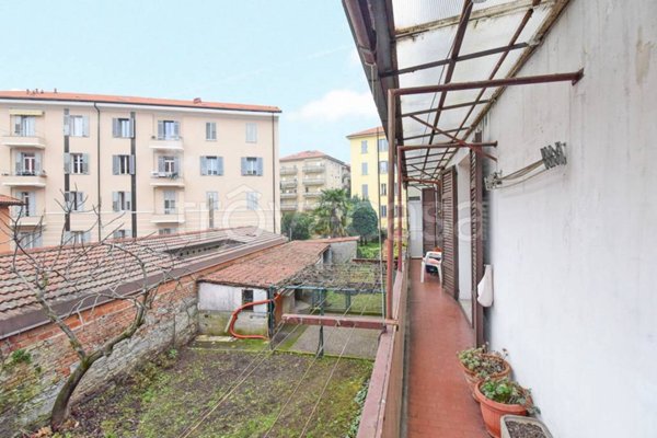 appartamento in vendita a Como in zona Borghi