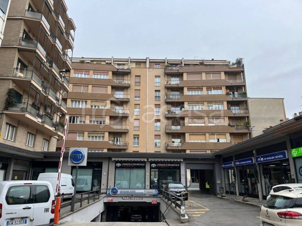 appartamento in vendita a Como in zona Valduce