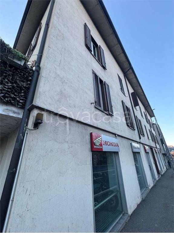appartamento in vendita a Como in zona Borghi