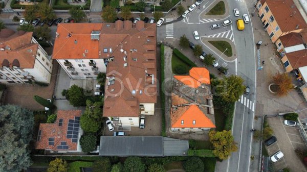 appartamento in vendita a Como in zona Borghi