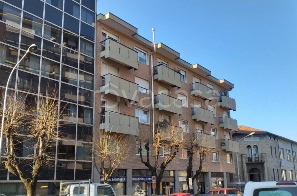 negozio in vendita a Como in zona Borghi