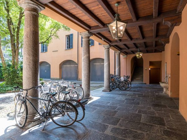 appartamento in vendita a Como in zona Piazza Volta