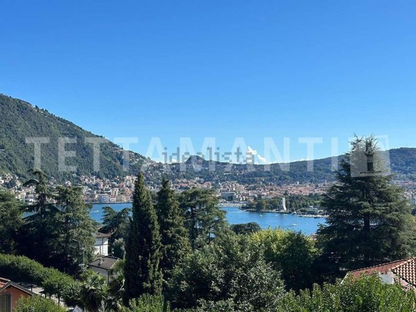 casa indipendente in vendita a Como