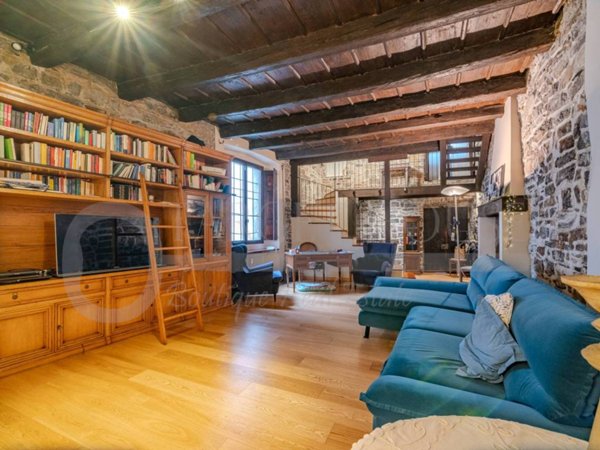 appartamento in vendita a Como in zona Como Centro