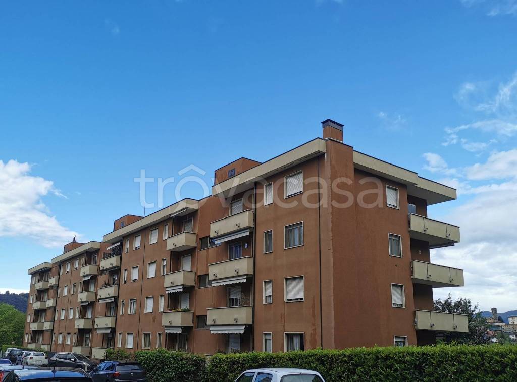 appartamento in vendita a Como in zona Sagnino