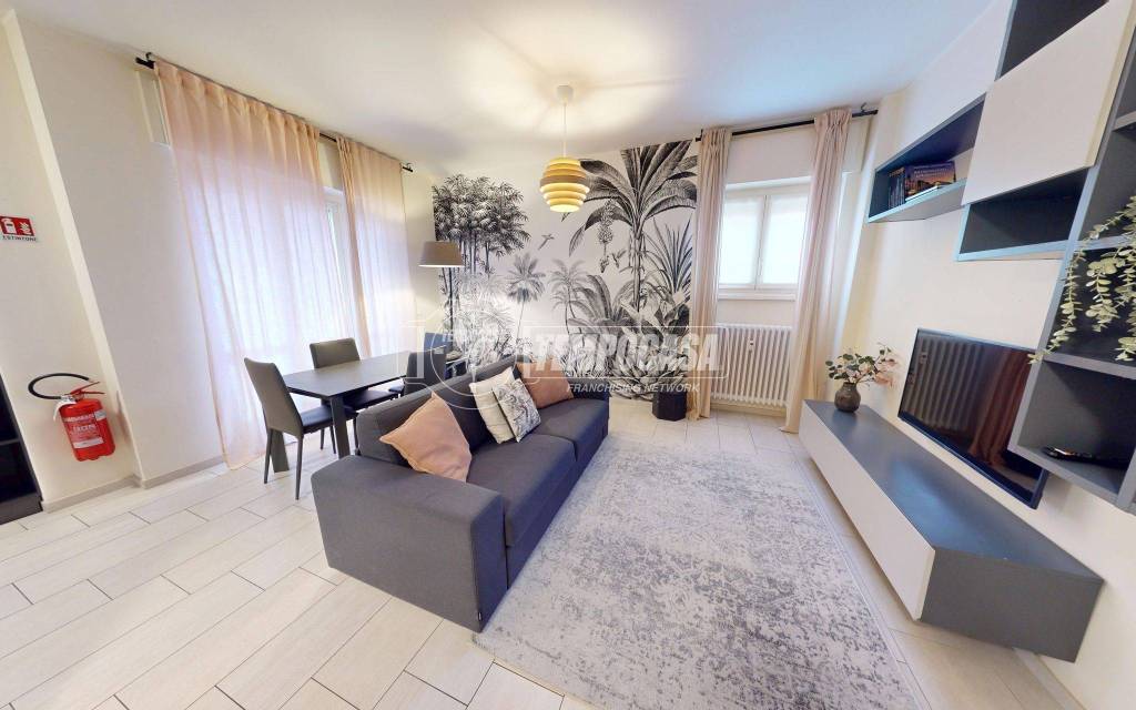 appartamento in vendita a Como in zona Borghi