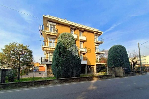 appartamento in vendita a Como in zona Albate