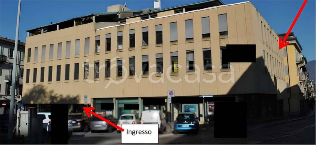 ufficio in vendita a Como in zona Borghi