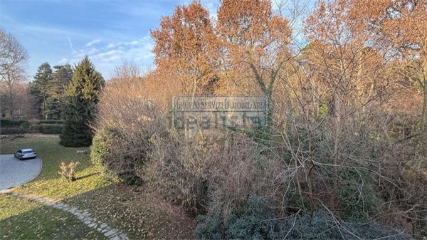 appartamento in vendita a Como in zona Rebbio