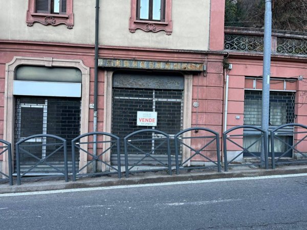 negozio in vendita a Como in zona Tavernola