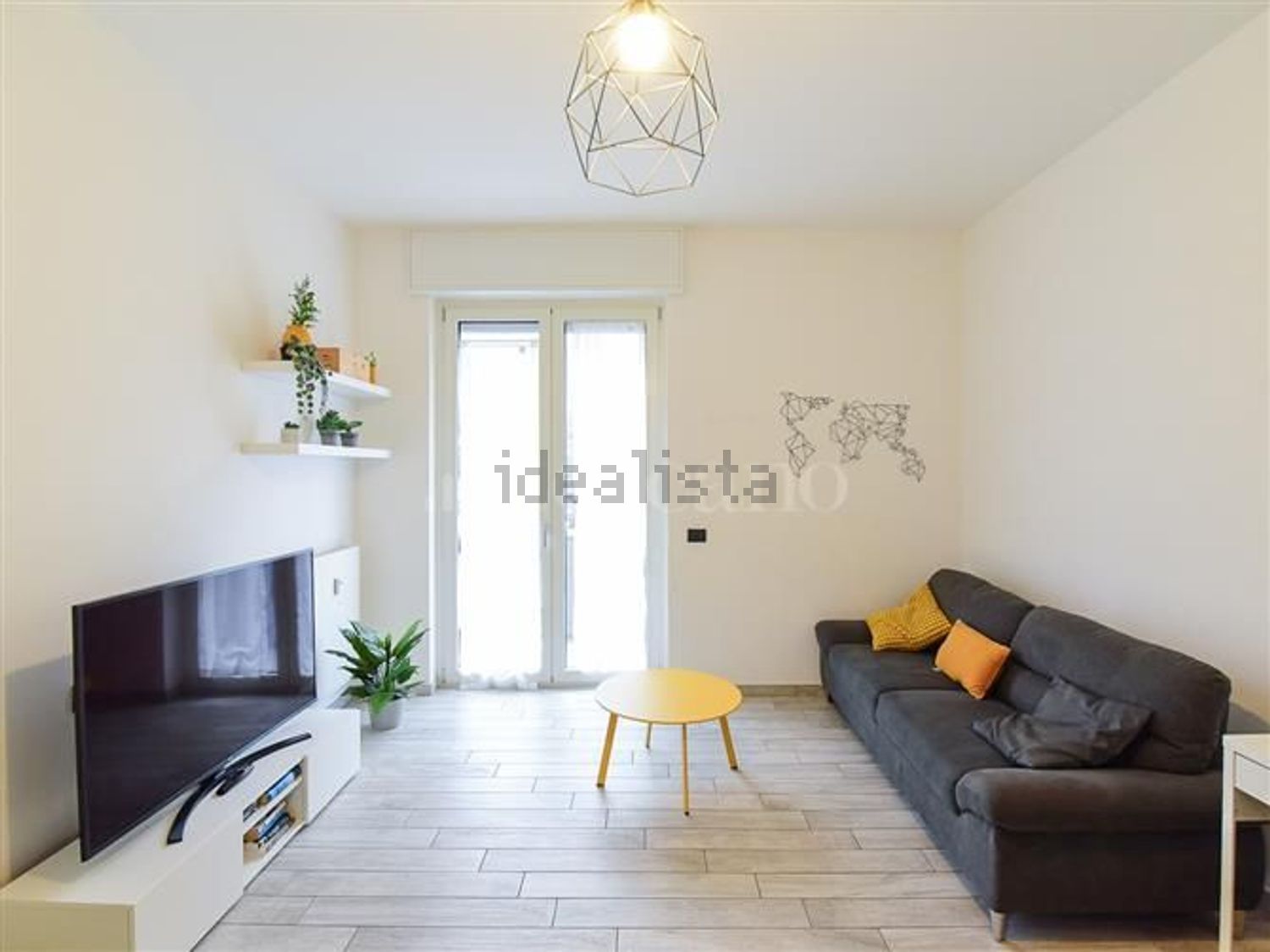 appartamento in vendita a Como in zona Como Centro