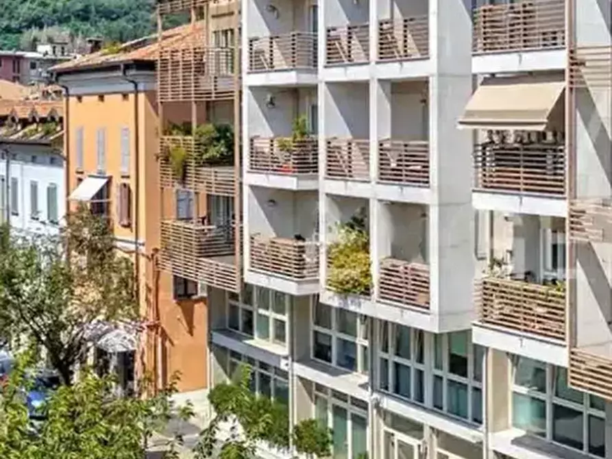 appartamento in vendita a Como in zona Como Centro