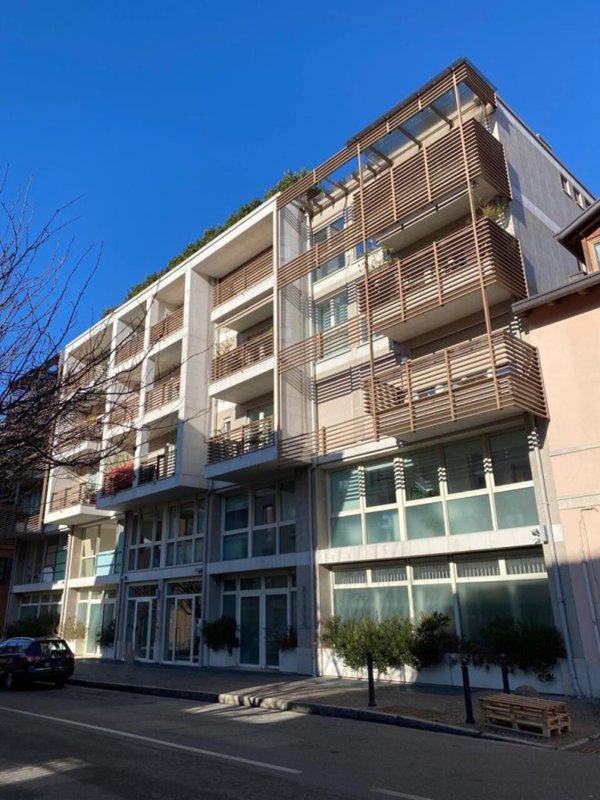 appartamento in vendita a Como in zona Como Centro