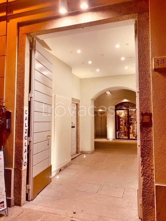 appartamento in vendita a Como in zona Como Centro