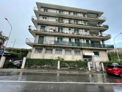 appartamento in vendita a Como in zona Como Centro