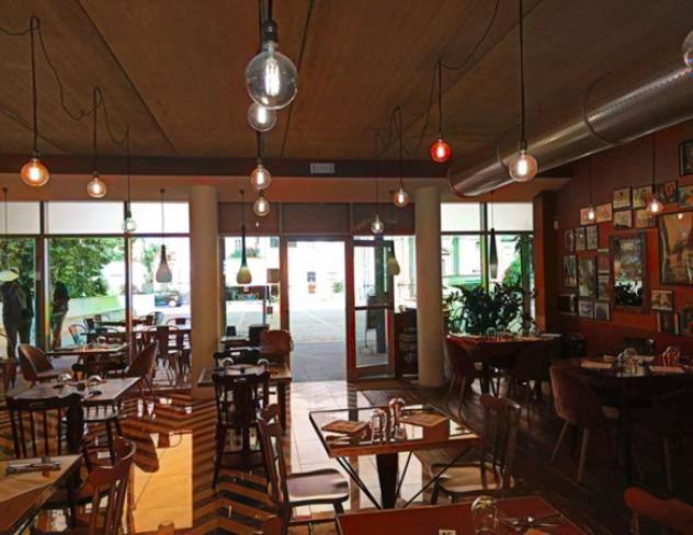 casa indipendente in vendita a Como in zona Villa Olmo