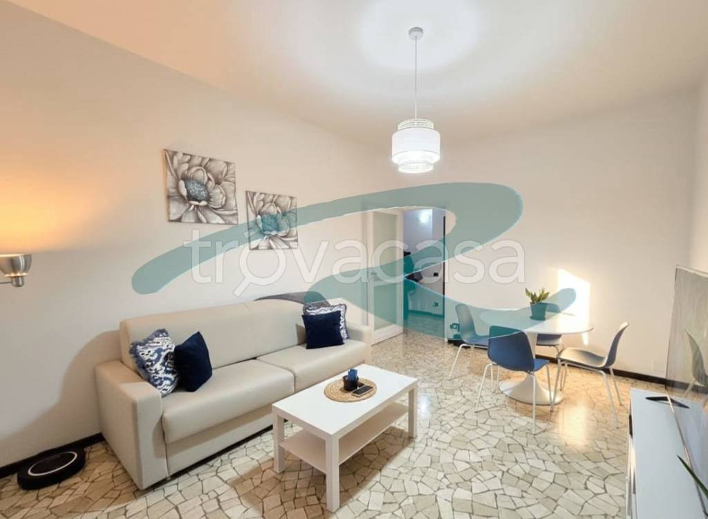 appartamento in vendita a Como in zona Borghi