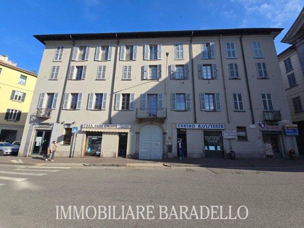 appartamento in vendita a Como in zona Borghi