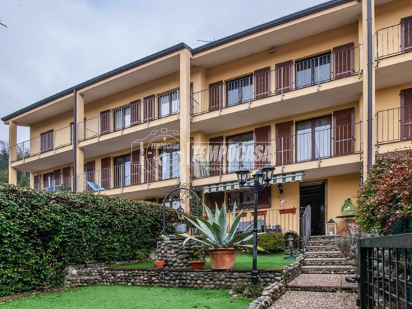 casa indipendente in vendita a Como in zona Camnago Volta