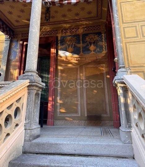 casa indipendente in vendita a Como in zona Borghi