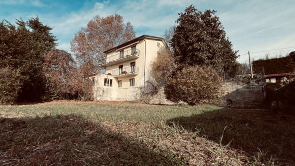 appartamento in vendita a Como in zona Trecallo