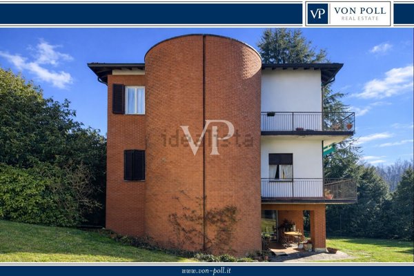 casa indipendente in vendita a Como in zona Albate