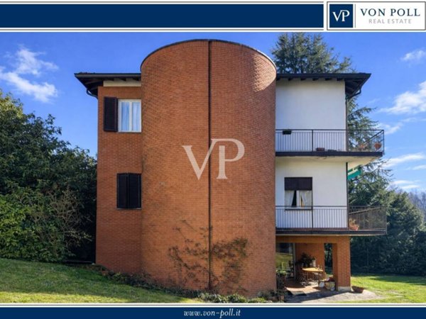 casa indipendente in vendita a Como in zona Albate