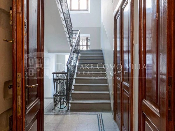 appartamento in vendita a Como in zona Como Centro