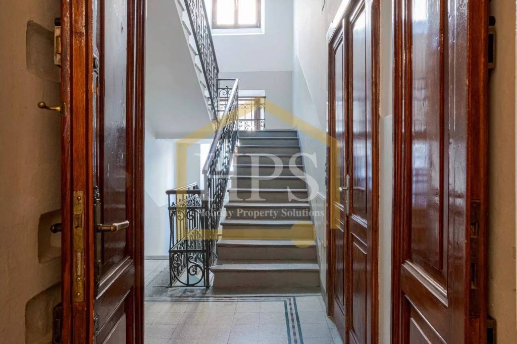 appartamento in vendita a Como in zona Como Centro